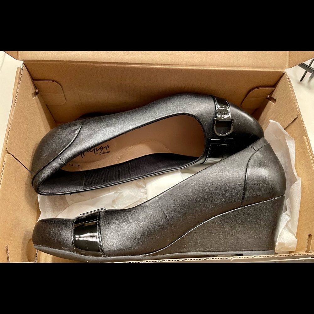 Clarks Poppy Wedge 7